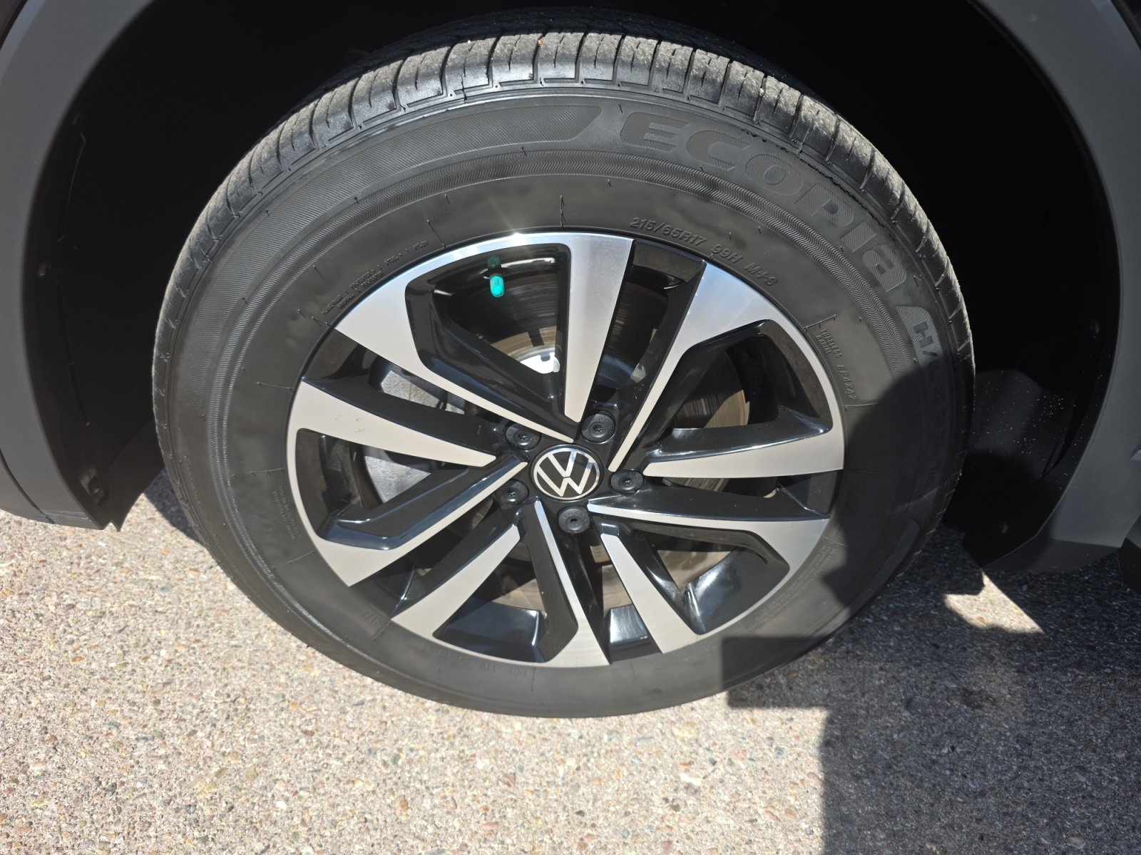 Certified 2022 Volkswagen Tiguan S image 26