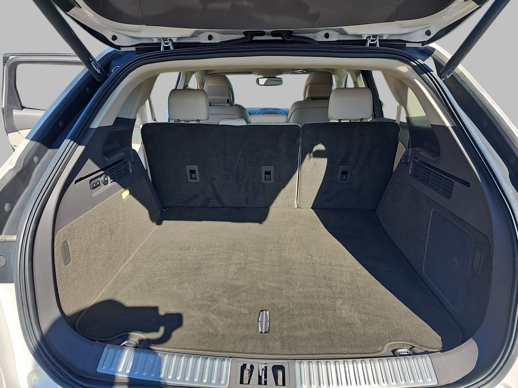 Used 2016 Lincoln MKX Reserve w/ Climate Package image 15