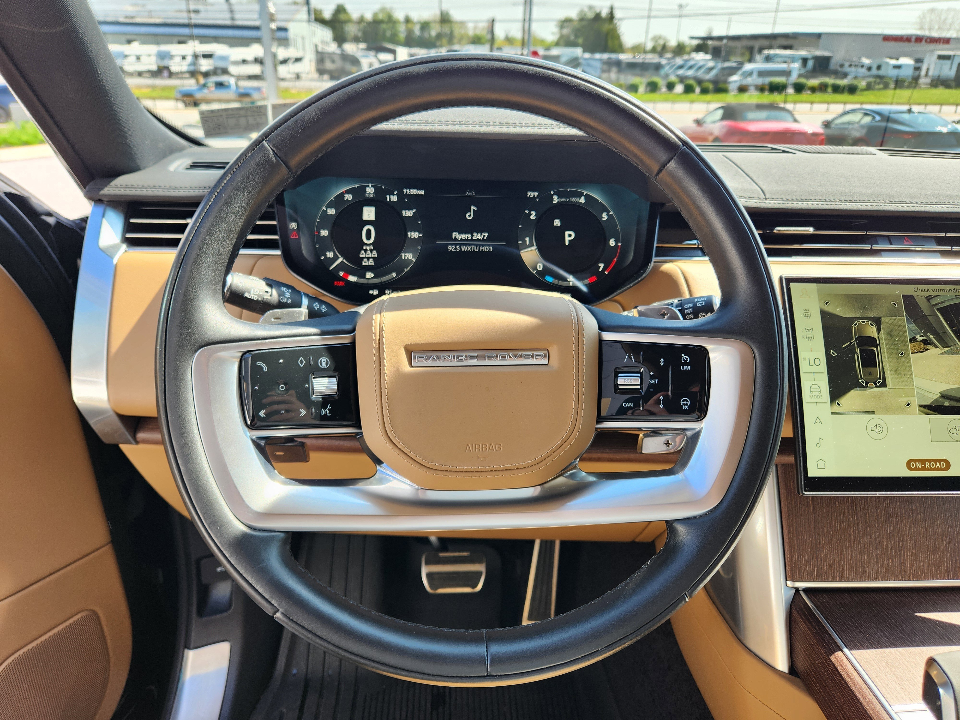 Certified 2024 Land Rover Range Rover Long Wheelbase SE image 18