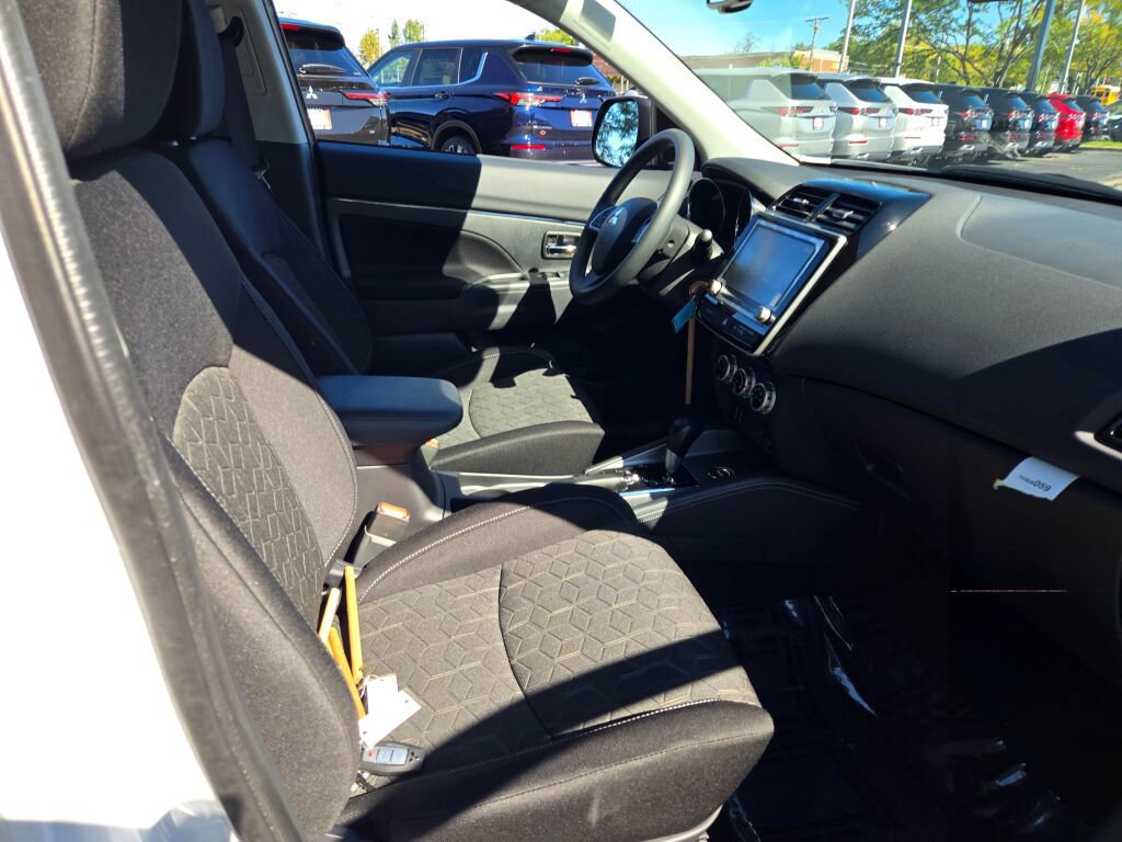New 2027 Mitsubishi Outlander Sport ES AWD/4WD image 4