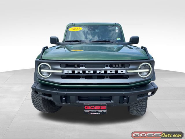 Used 2023 Ford Bronco Big Bend w/ Sasquatch Package AWD/4WD image 2
