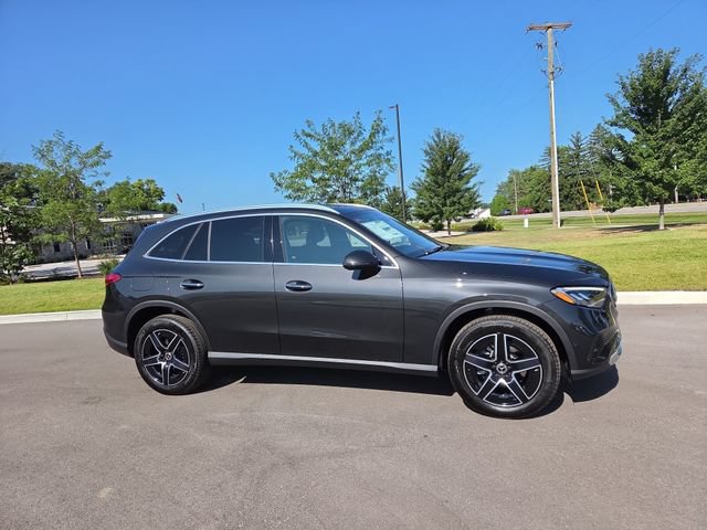 New 2026 Mercedes-Benz GLC 300 4MATIC image 2