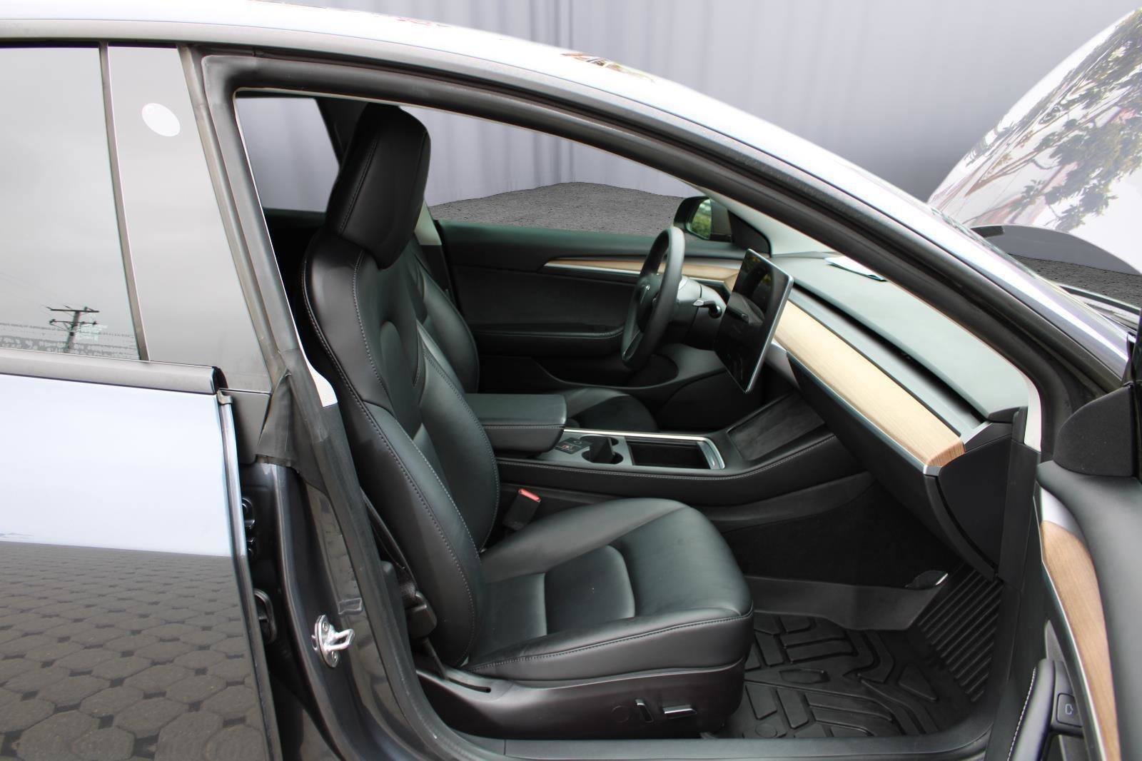 Used 2022 Tesla Model 3 Long Range AWD/4WD image 31
