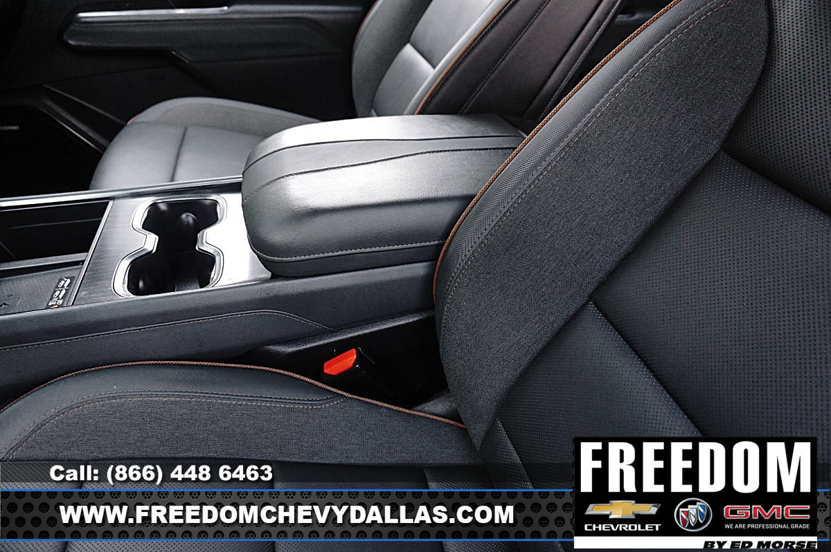 Used 2024 GMC Acadia AT4 w/ Super Cruise Package image 27