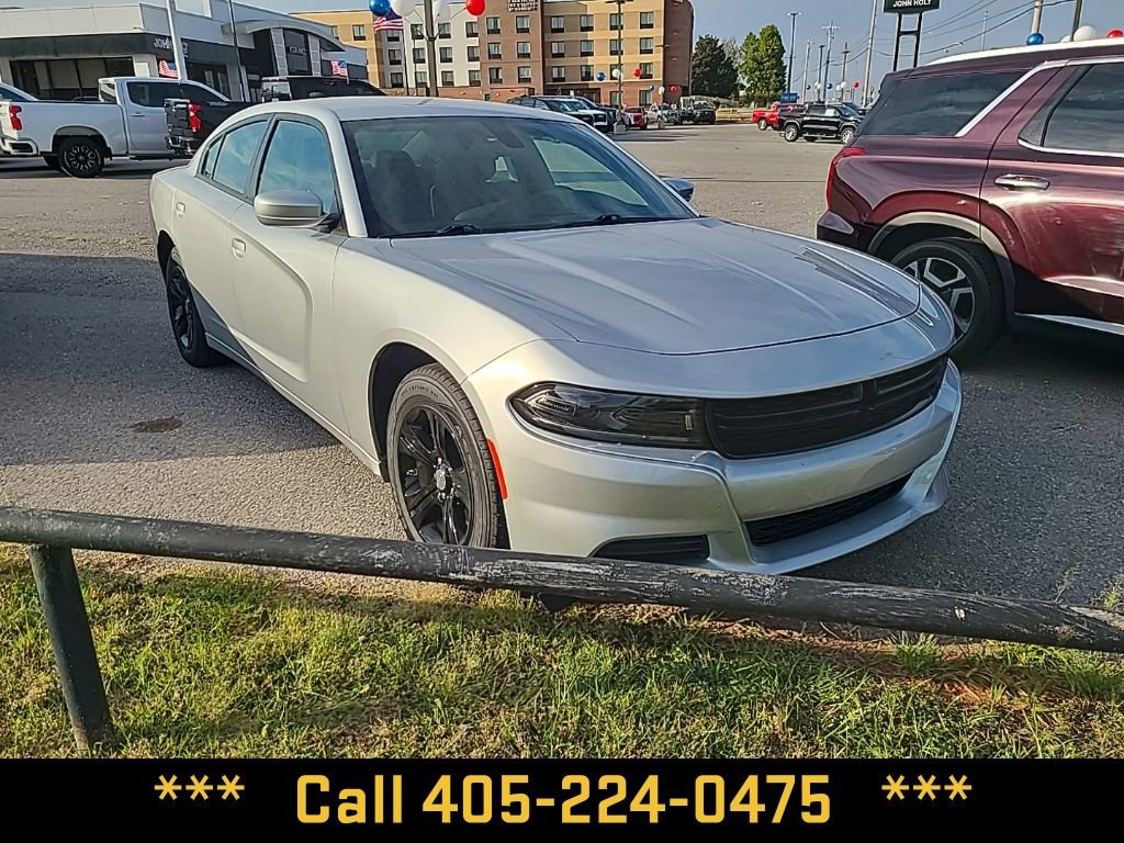 Used 2022 Dodge Charger SXT image 22