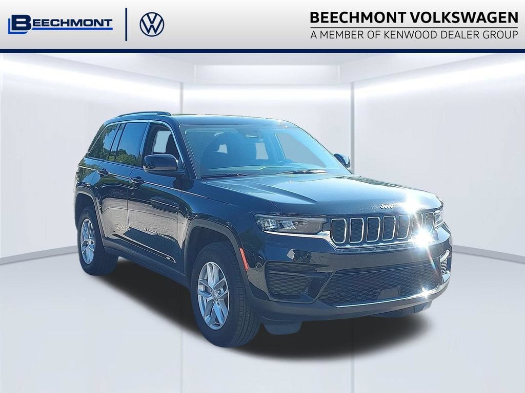 Used 2023 Jeep Grand Cherokee Laredo w/ Luxury Tech Group I AWD/4WD video 1