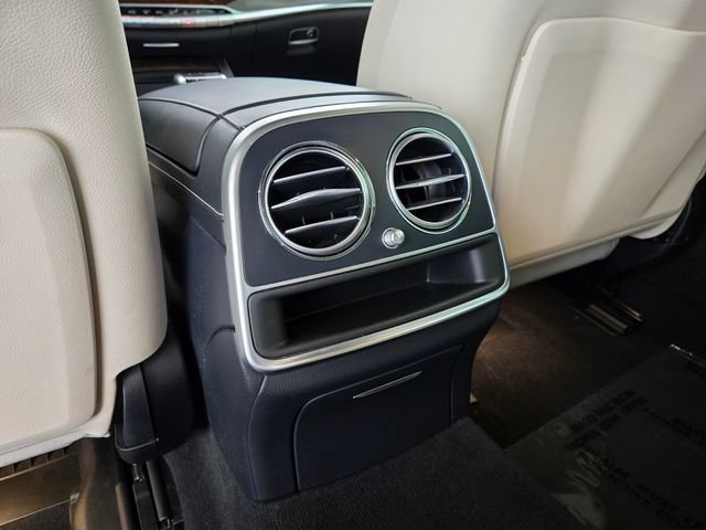 Used 2017 Mercedes-Benz S 550 Sedan image 13