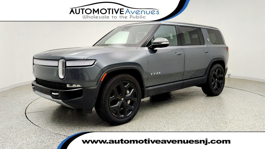 Used 2024 Rivian R1S Adventure Dual