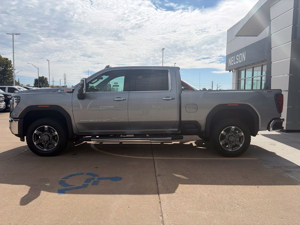 New 2026 GMC Sierra 2500 SLT w/ SLT Premium Package AWD/4WD image 8