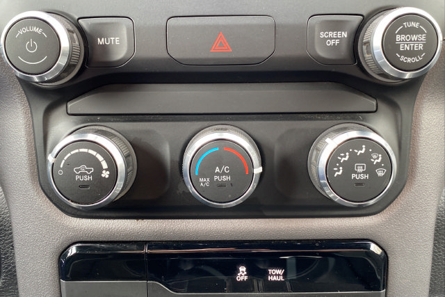 Used 2022 RAM 1500 Big Horn AWD/4WD image 18