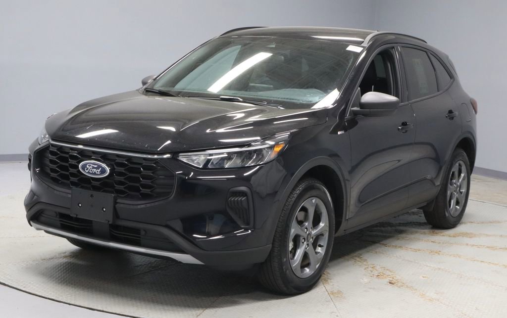 Certified 2025 Ford Escape ST-Line AWD/4WD image 6