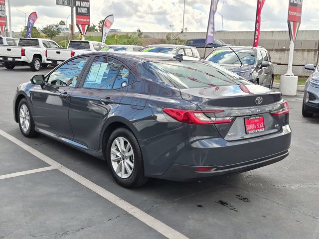 Used 2025 Toyota Camry LE FWD image 11