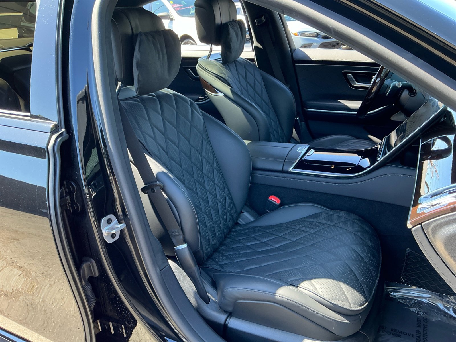Used 2024 Mercedes-Benz S 580e 4MATIC Sedan image 18