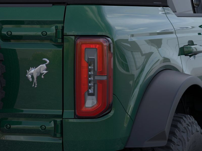 New 2025 Ford Bronco Outer Banks w/ Sasquatch Package AWD/4WD image 23