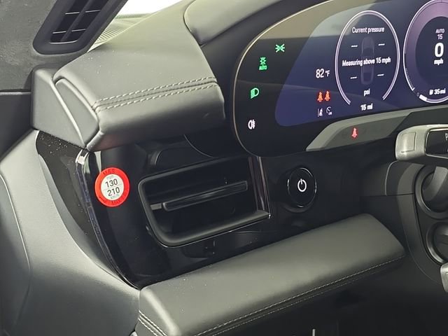 Used 2025 Porsche Taycan GTS image 18