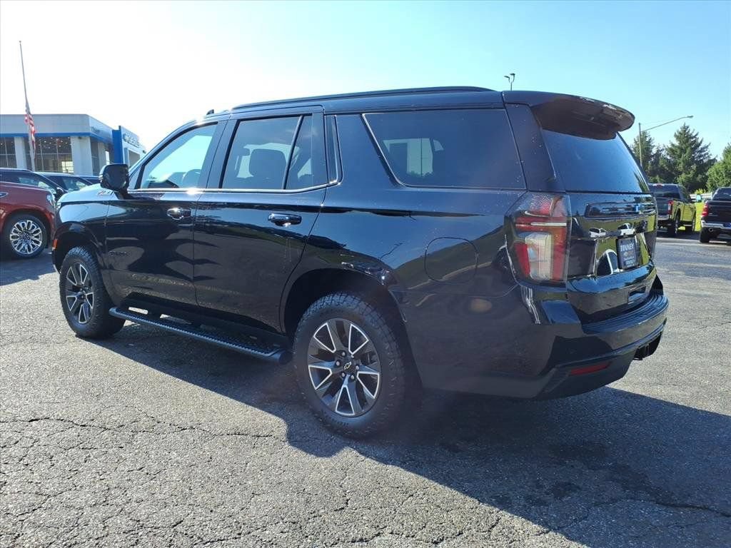 Used 2023 Chevrolet Tahoe Z71 w/ Luxury Package AWD/4WD image 5