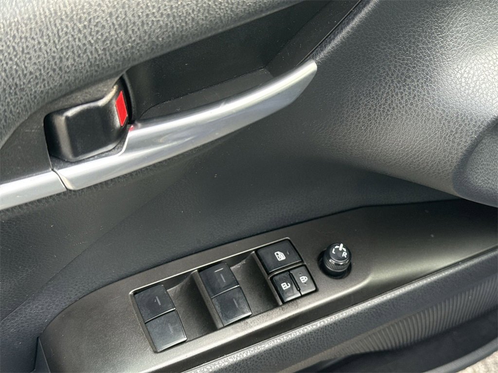 Used 2023 Toyota Camry LE image 15