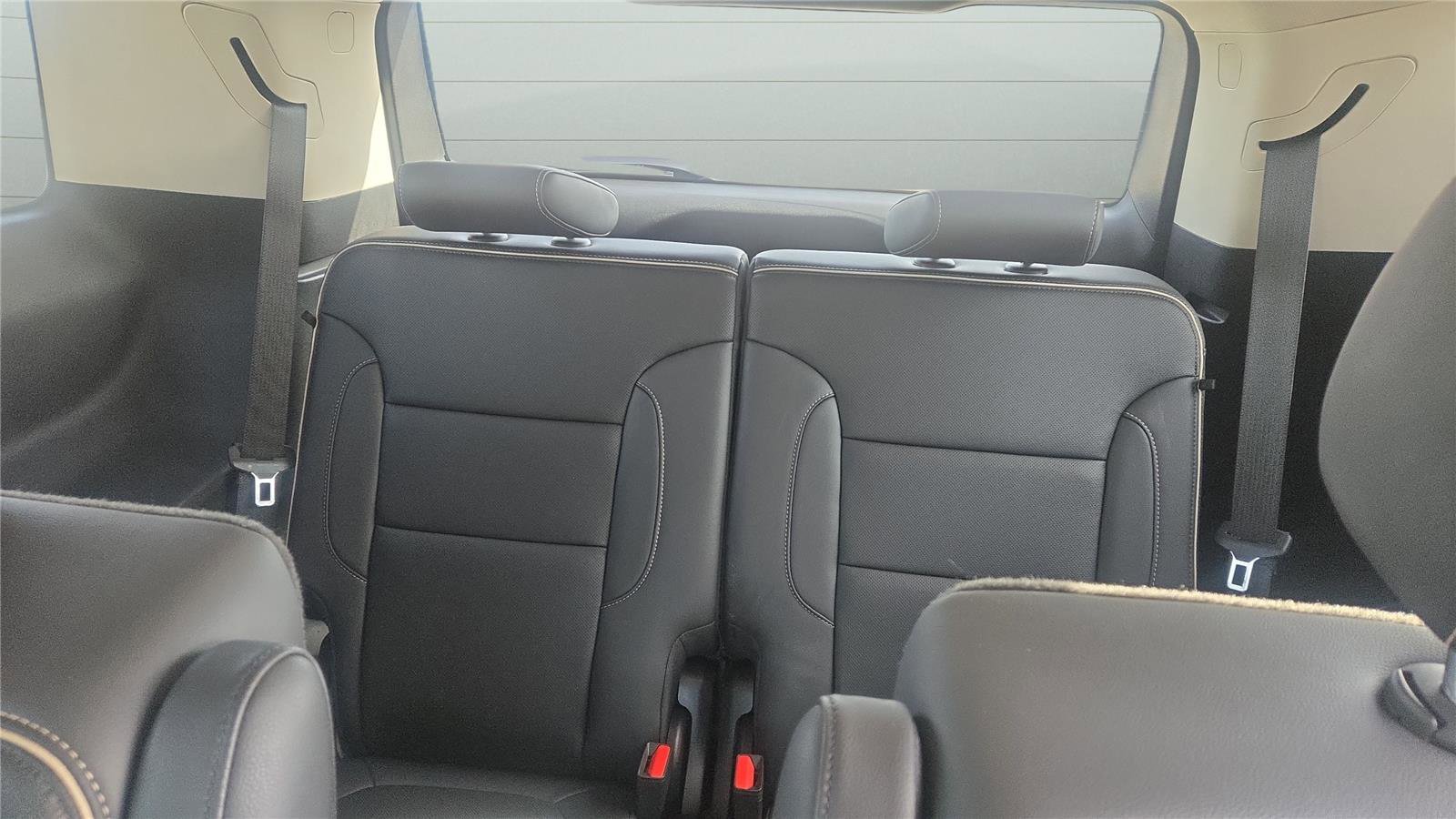 Used 2023 GMC Acadia Denali w/ Denali Ultimate Package image 31