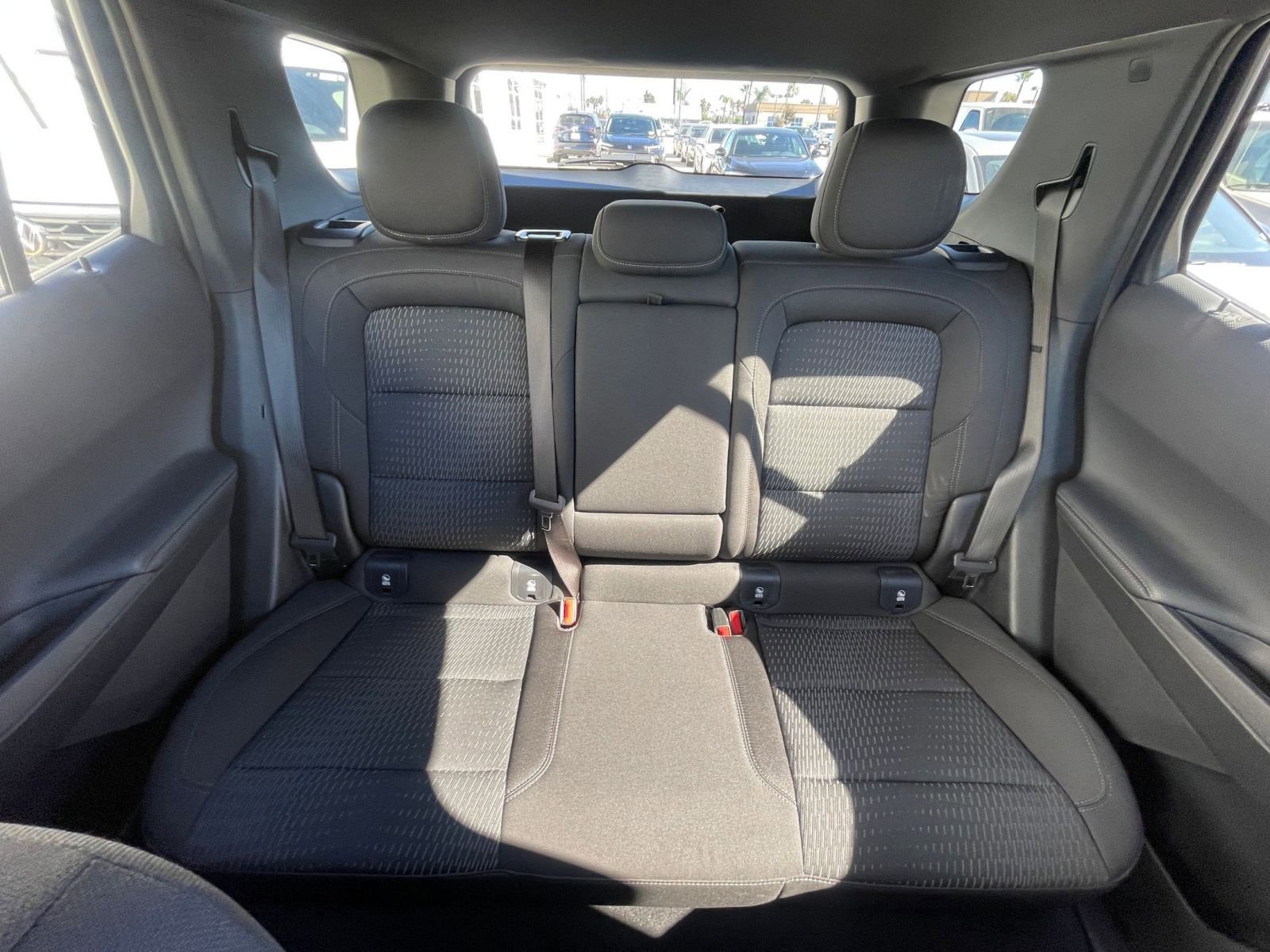 Used 2025 Chevrolet Equinox LT image 38