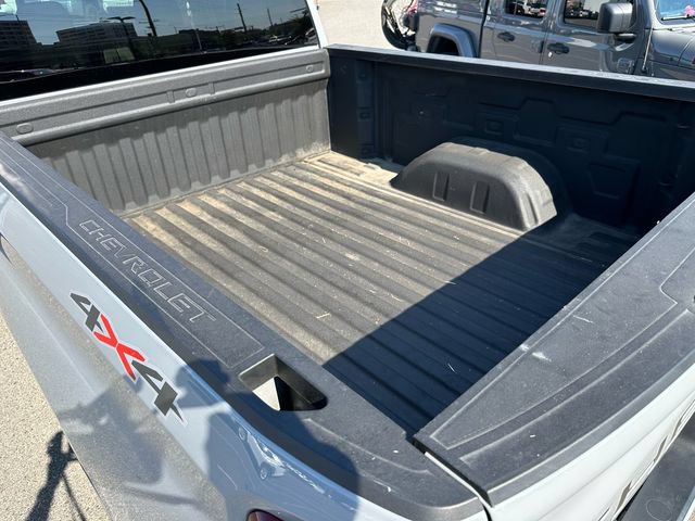 Used 2024 Chevrolet Silverado 1500 Custom w/ LPO, Dark Essentials Package AWD/4WD image 31