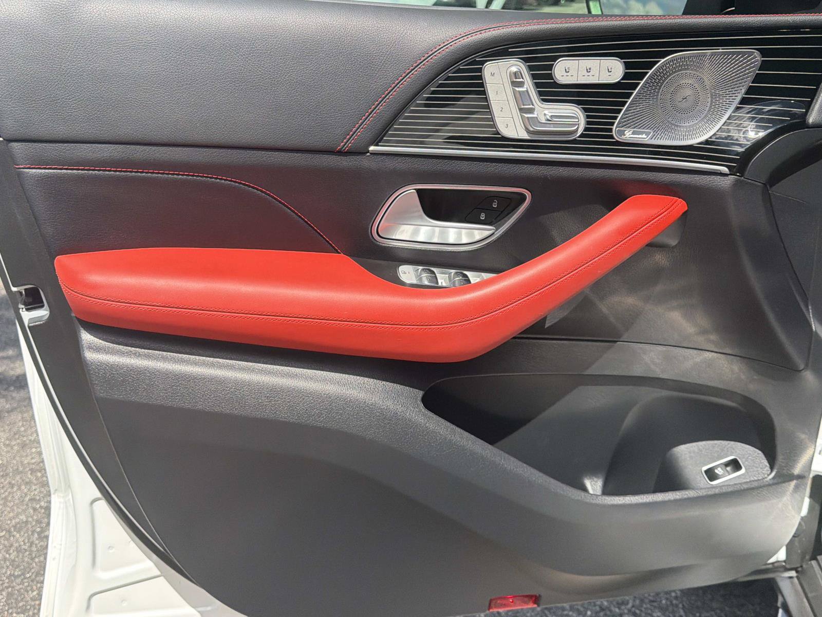 Certified 2026 Mercedes-Benz GLE 53 AMG 4MATIC image 16