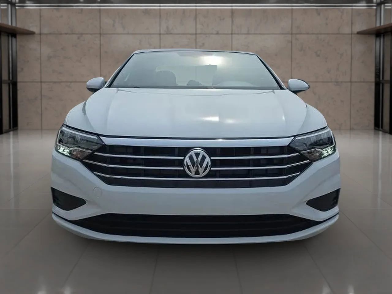 Used 2019 Volkswagen Jetta SE w/ Cold Weather Package image 4
