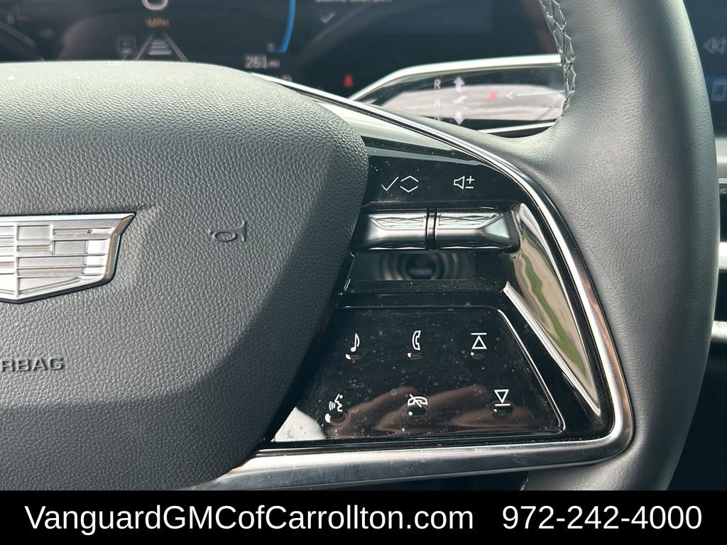 Used 2024 Cadillac Lyriq Luxury image 17