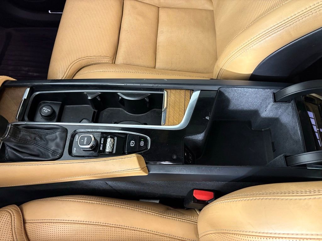 Used 2017 Volvo XC90 T6 Inscription w/ Vision Package AWD/4WD image 28