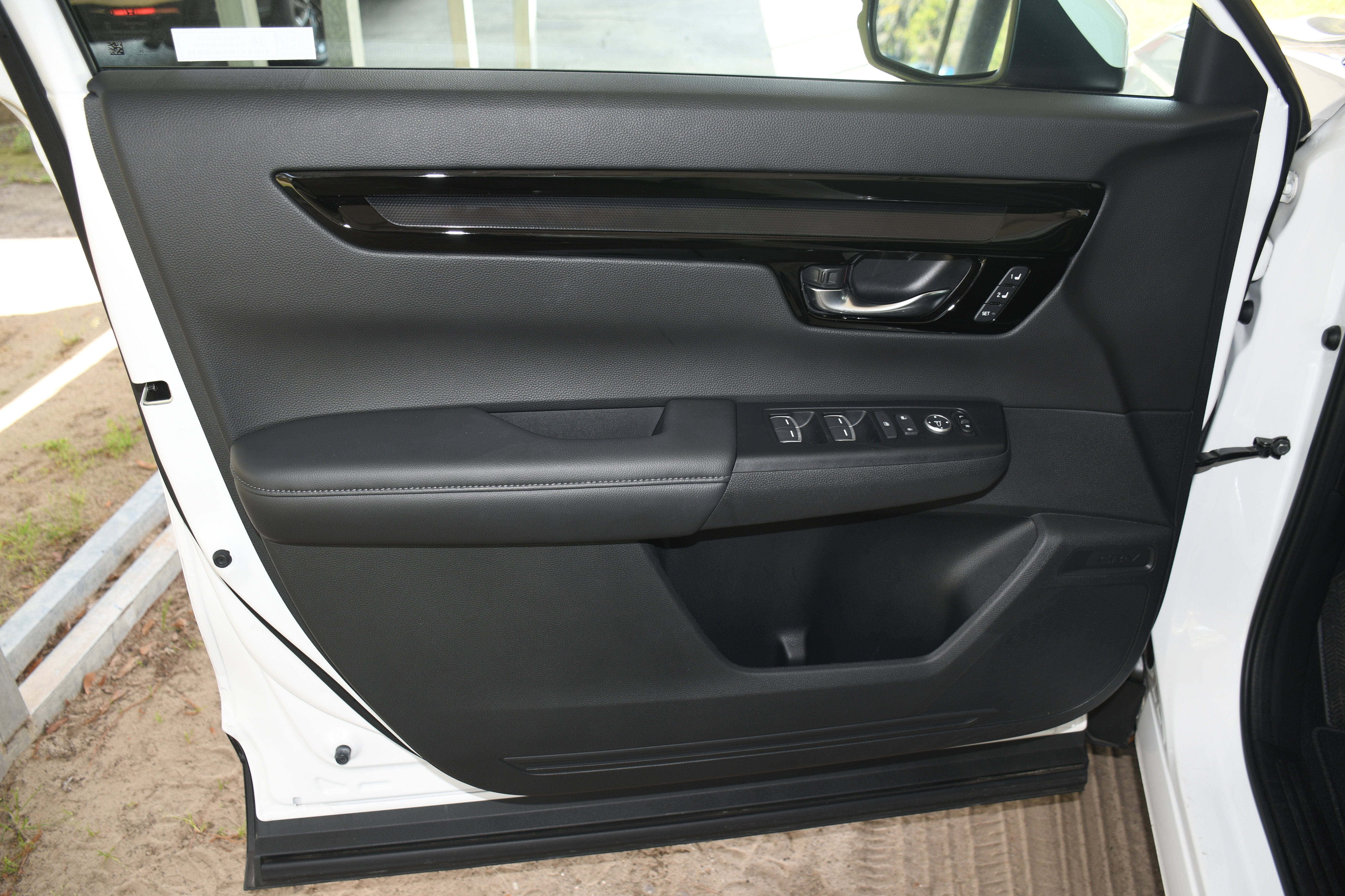 Used 2024 Honda CR-V EX-L image 10