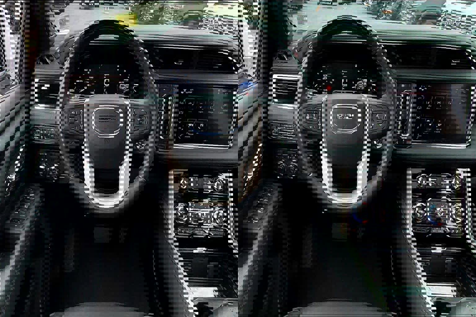 Used 2024 GMC Yukon XL Denali w/ Advanced Technology Package image 6