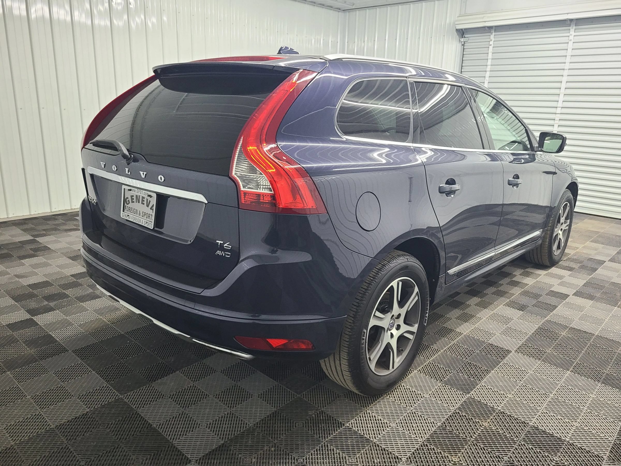 Used 2014 Volvo XC60 T6 AWD/4WD image 11