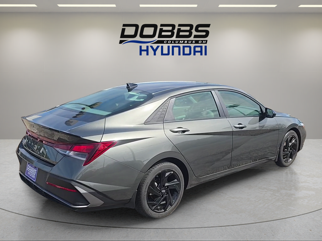 Certified 2026 Hyundai Elantra Sport FWD image 5