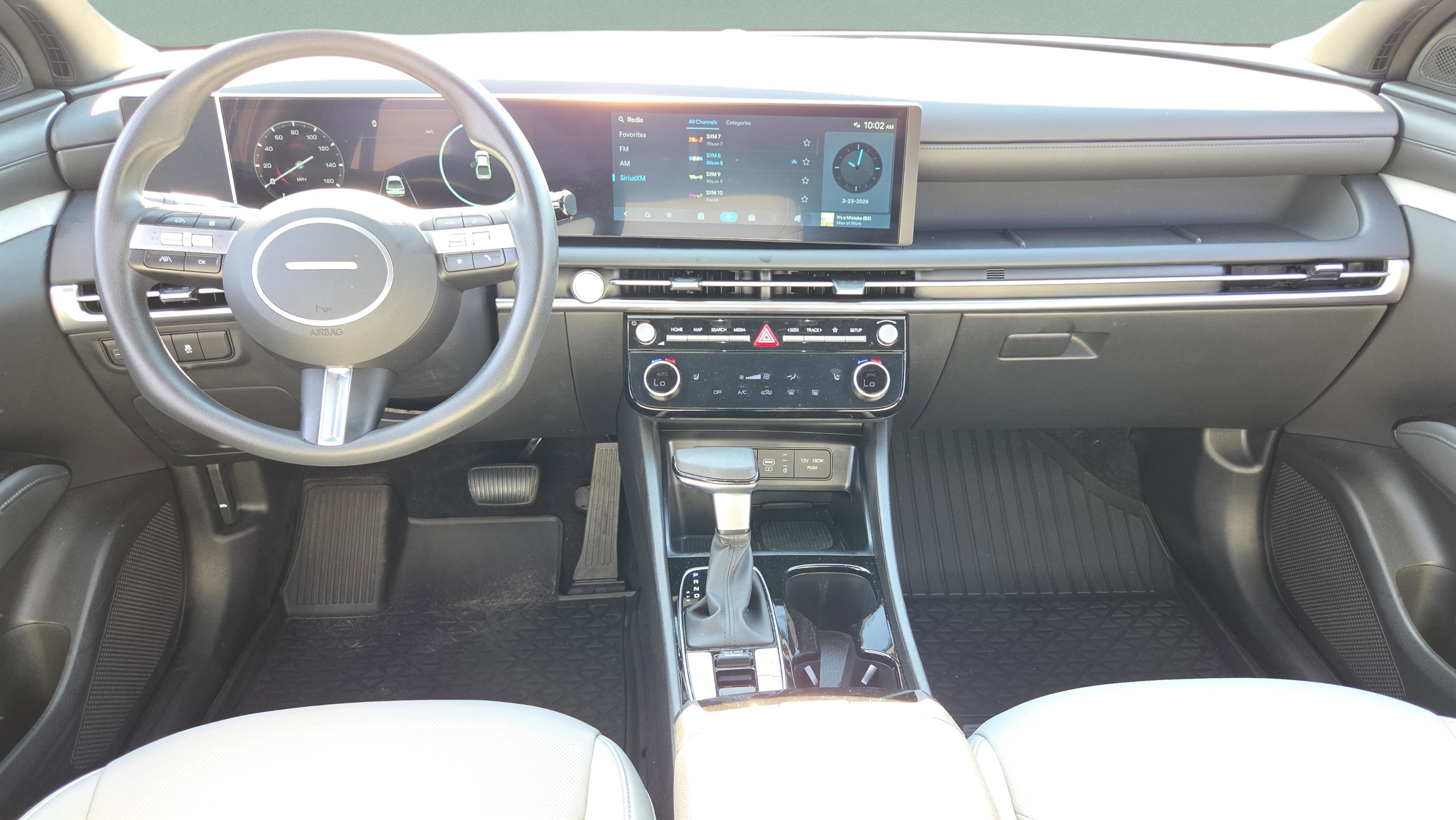 Used 2025 Hyundai Santa Cruz SEL image 13