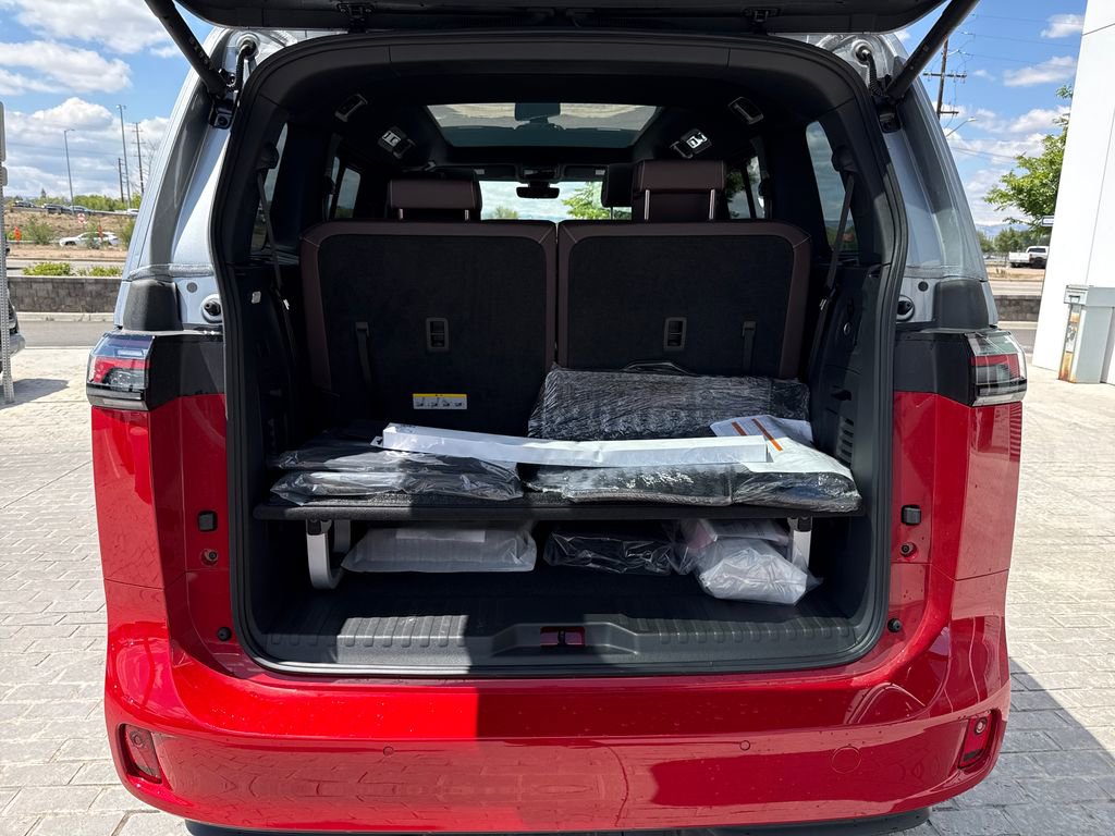 New 2025 Volkswagen ID. Buzz Pro S Plus AWD/4WD image 28