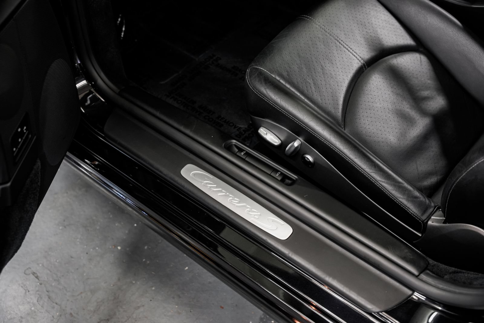 Used 2011 Porsche 911 Carrera S RWD image 21