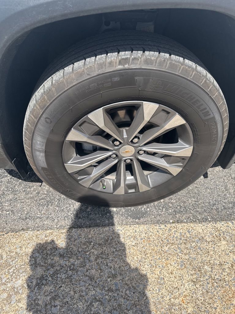 Used 2022 Chevrolet Equinox RS AWD/4WD image 3