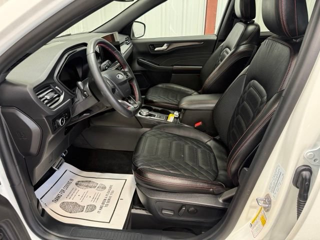 Used 2024 Ford Escape ST-Line Elite w/ Premium Technology Package AWD/4WD image 11