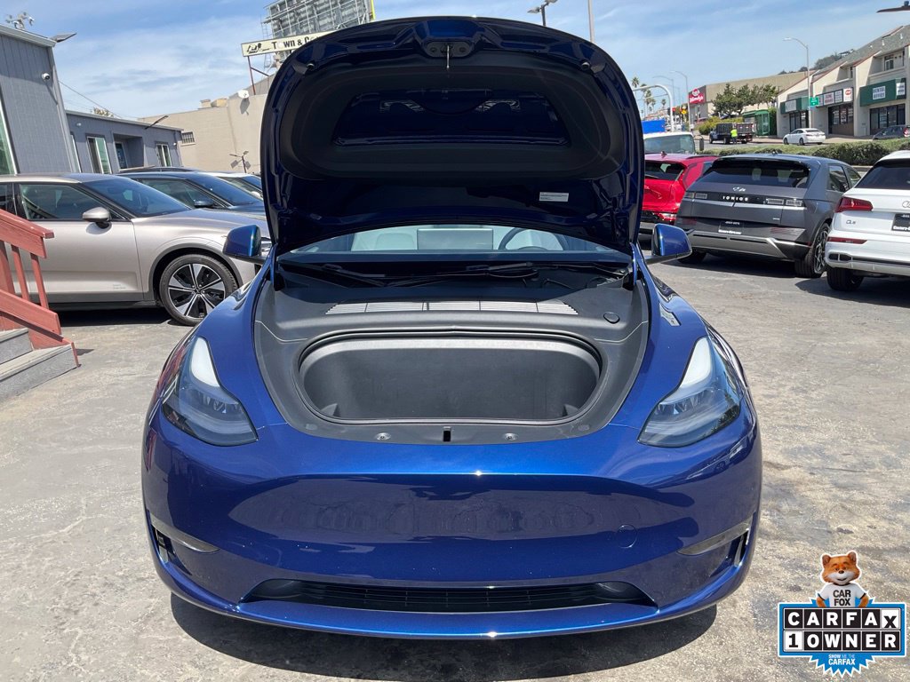 Used 2024 Tesla Model Y Performance AWD/4WD image 13