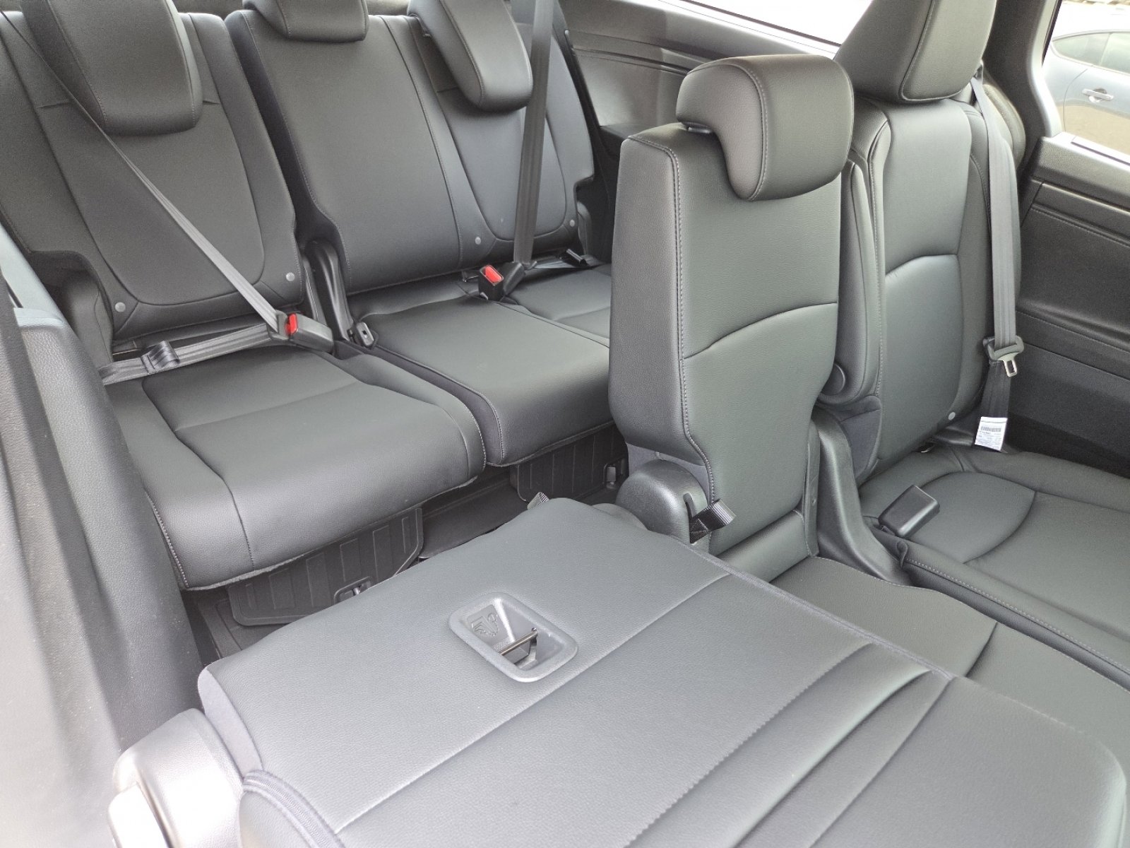 New 2026 Honda Odyssey EX-L image 25