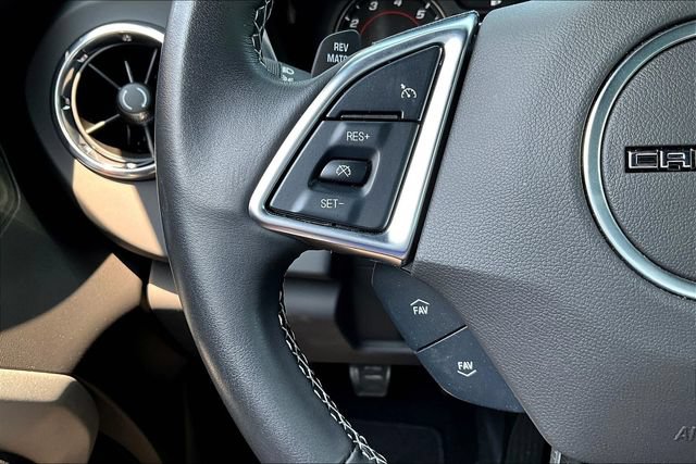 Used 2022 Chevrolet Camaro LT w/ Technology Package RWD image 10