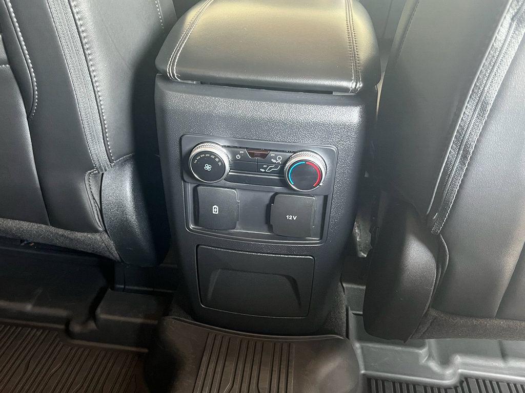 Used 2023 Ford Explorer XLT w/ Equipment Group 202A RWD image 35