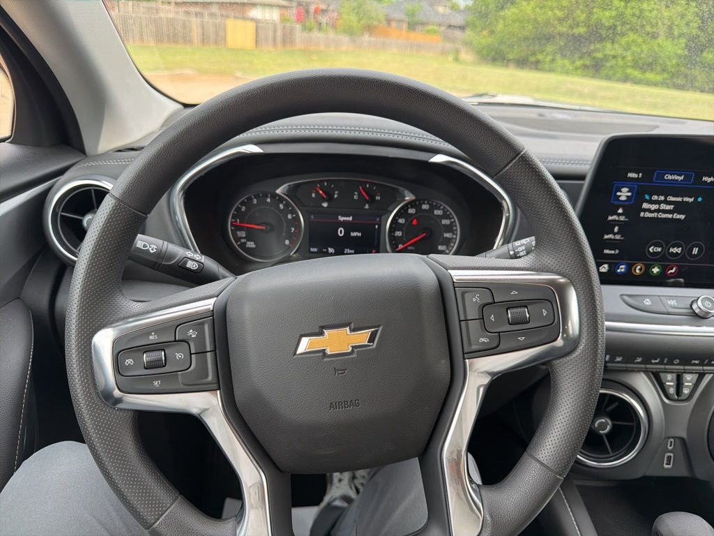 Used 2026 Chevrolet Blazer LT FWD image 18