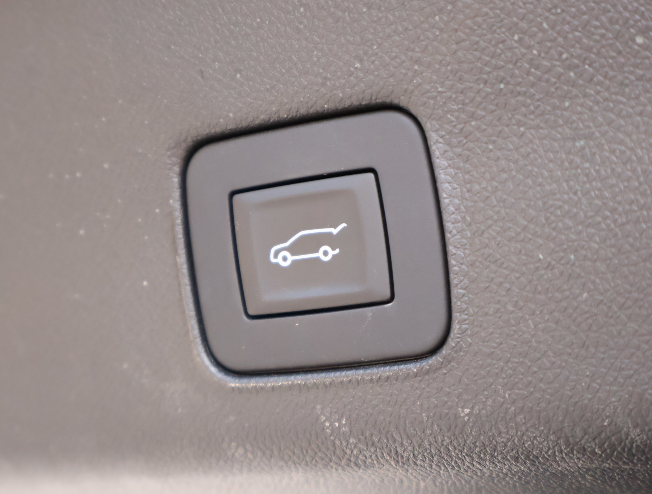 Used 2025 Chevrolet TrailBlazer RS w/ Convenience Package FWD image 25