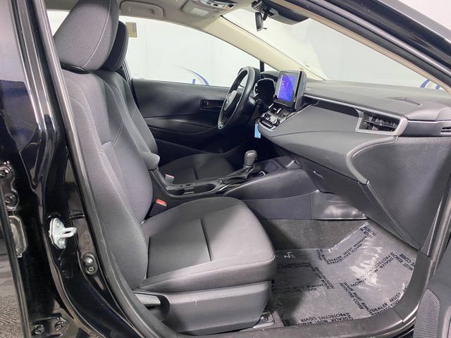 Used 2024 Toyota Corolla LE FWD image 8