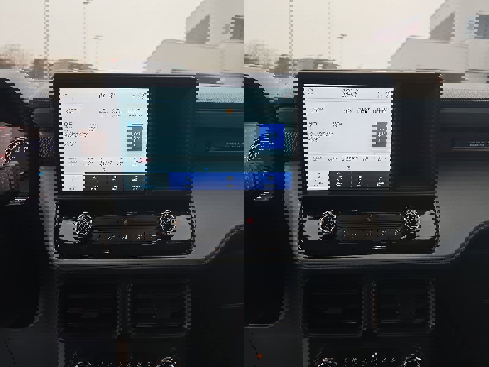 Used 2022 Ford Maverick Lariat w/ Lariat Luxury Package image 24