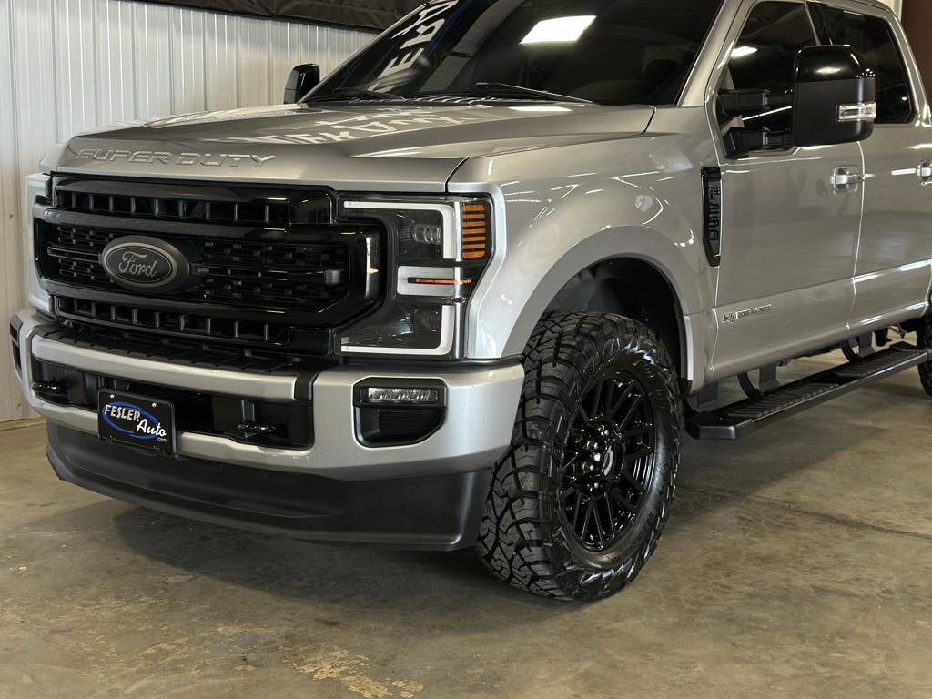 Used 2020 Ford F250 Lariat image 3