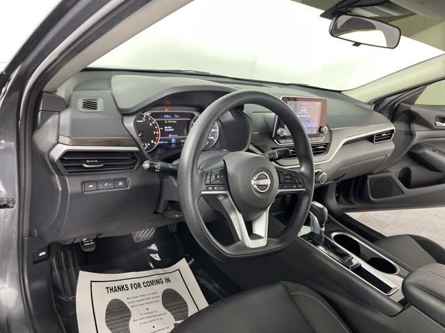 Used 2024 Nissan Altima 2.5 SV image 20