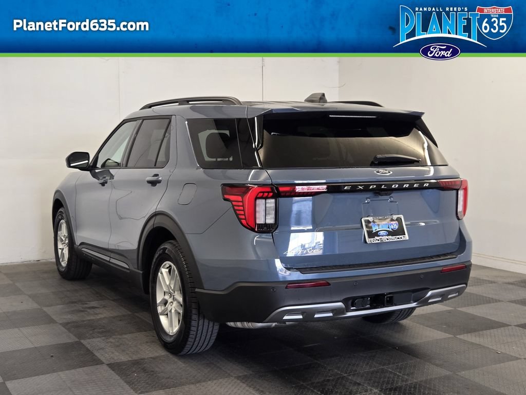 New 2026 Ford Explorer Active w/ Active Comfort Package RWD image 4