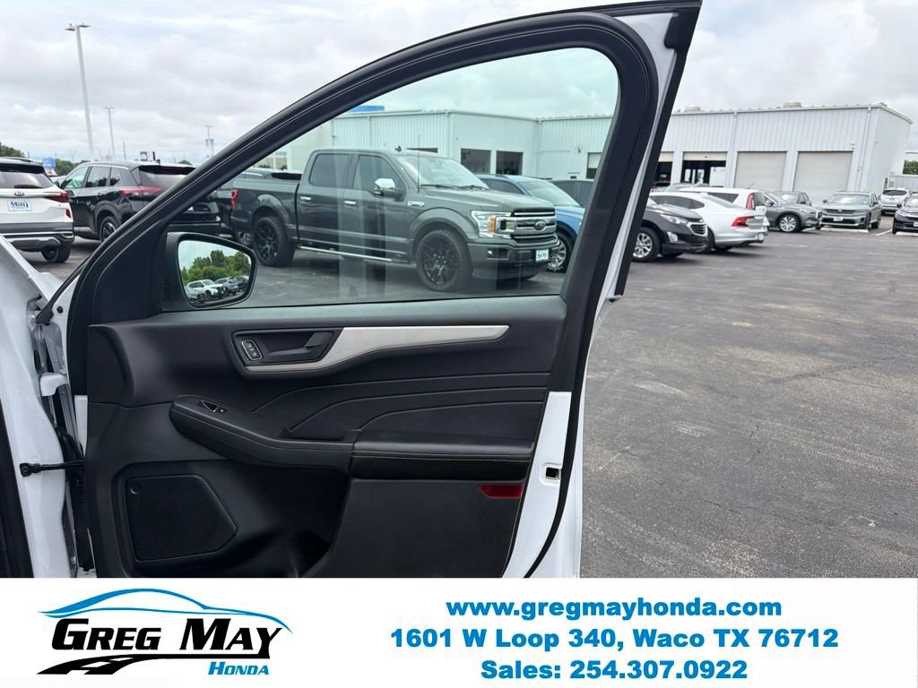 Used 2021 Ford Escape S AWD/4WD image 27