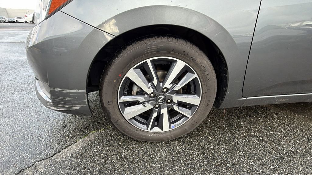 Used 2023 Nissan Versa SV image 10